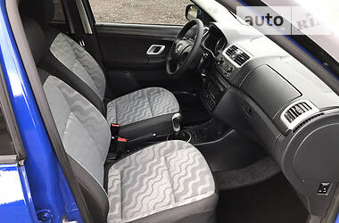 Хетчбек Skoda Fabia 2009 в 