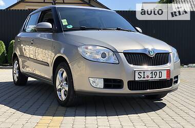 Хетчбек Skoda Fabia 2008 в 