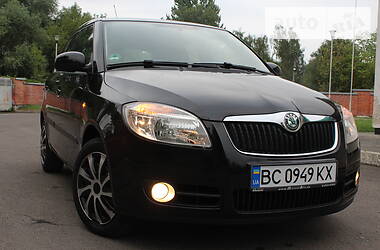 Хэтчбек Skoda Fabia 2009 в Дрогобыче