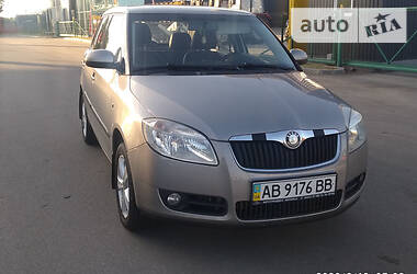 Хетчбек Skoda Fabia 2008 в 