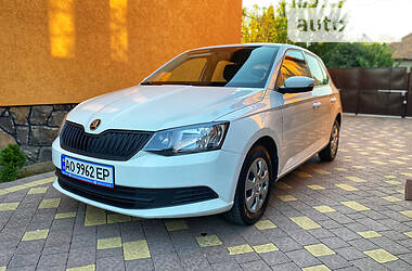 Хетчбек Skoda Fabia 2017 в 