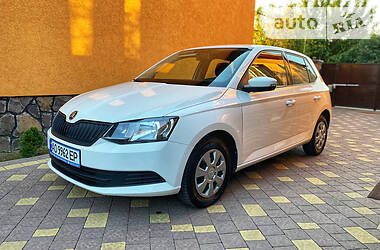 Хетчбек Skoda Fabia 2017 в 