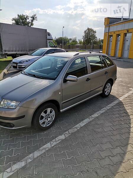 Универсал Skoda Fabia 2006 в Дубно