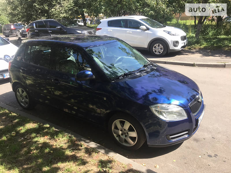 Хетчбек Skoda Fabia 2008 в Рівному