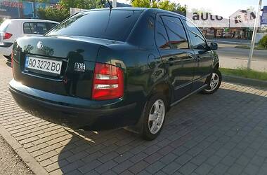 Седан Skoda Fabia 2002 в Иршаве