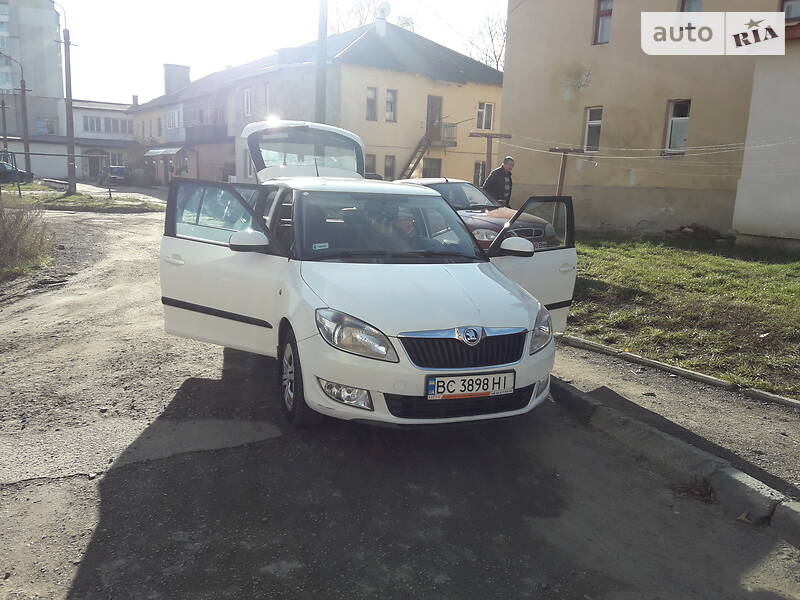 Універсал Skoda Fabia 2013 в Львові