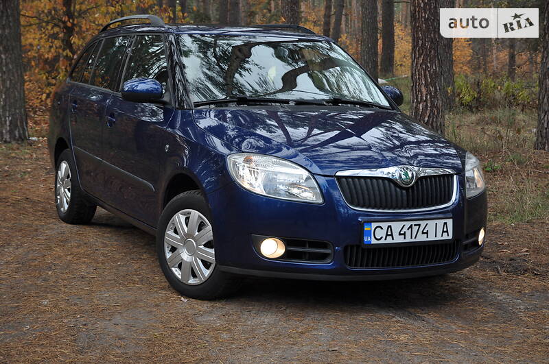 Универсал Skoda Fabia 2009 в Черкассах