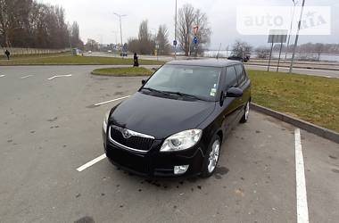 Хэтчбек Skoda Fabia 2008 в Виннице