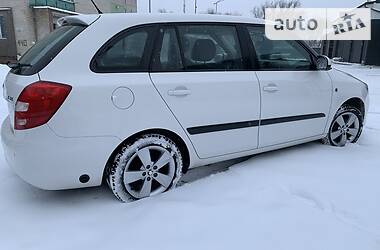 Универсал Skoda Fabia 2014 в Киеве