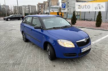 Универсал Skoda Fabia 2009 в Житомире