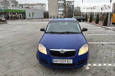 Универсал Skoda Fabia 2009 в Житомире