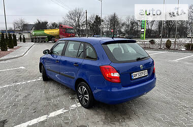 Универсал Skoda Fabia 2009 в Житомире