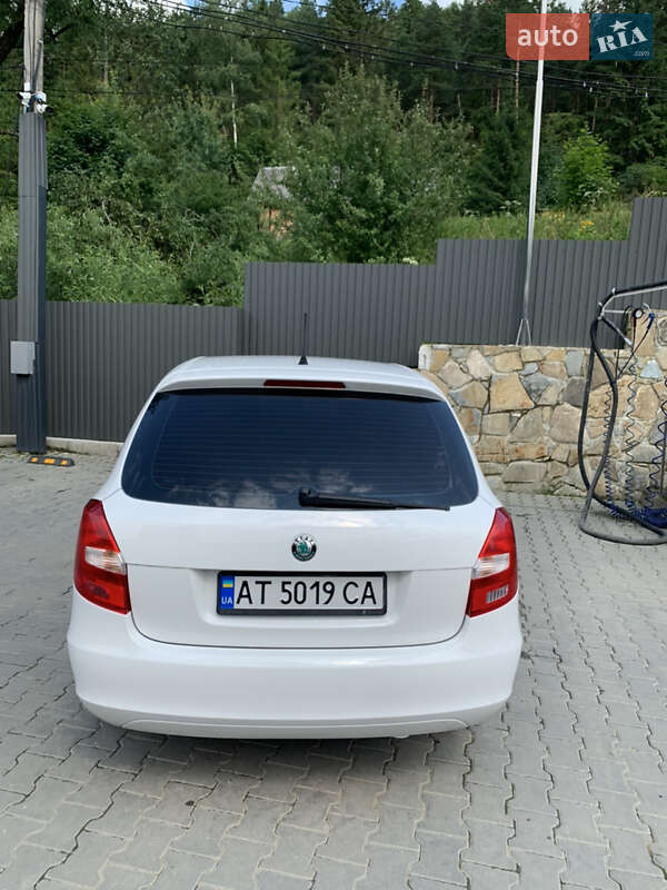Універсал Skoda Fabia 2012 в Яремчі