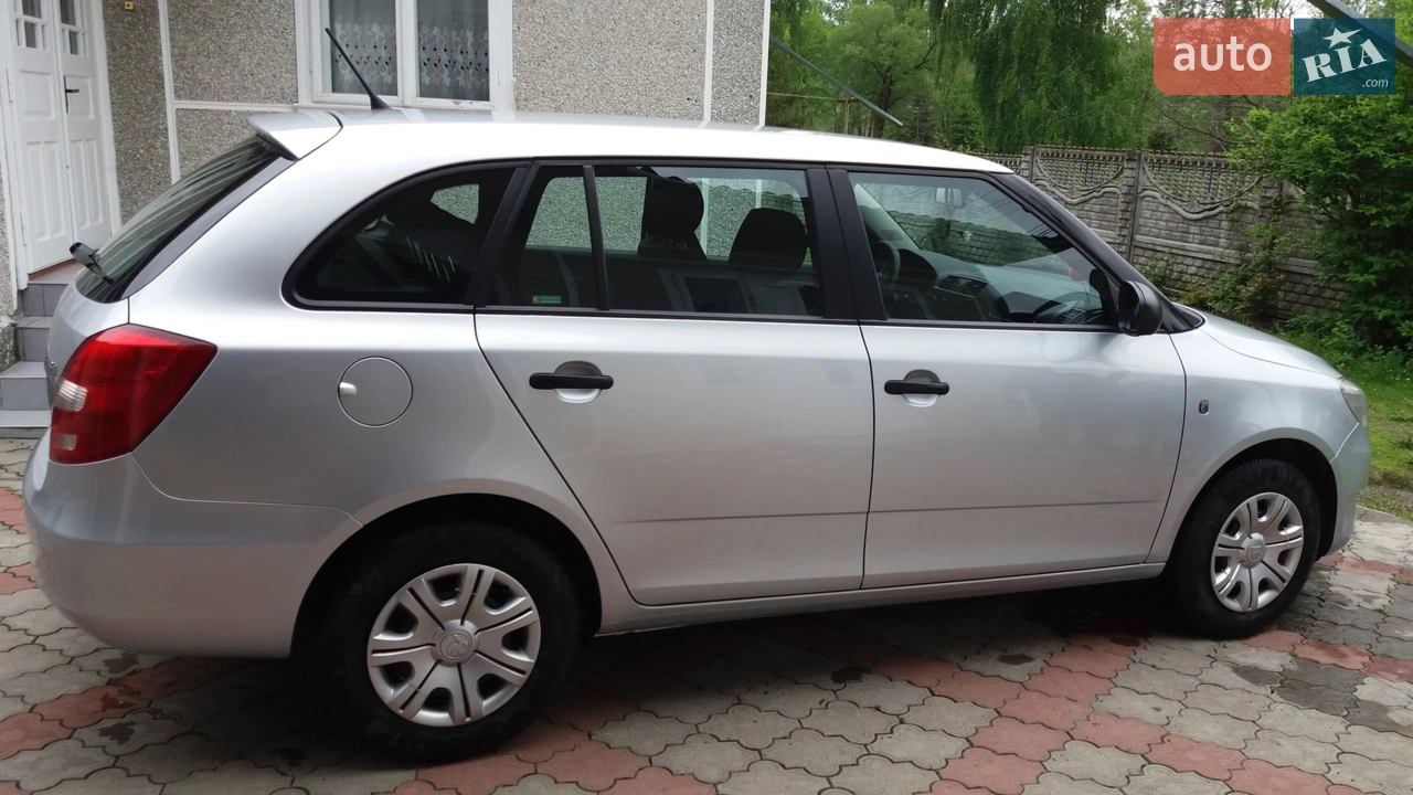 2014 Skoda Fabia - мініатюра 12