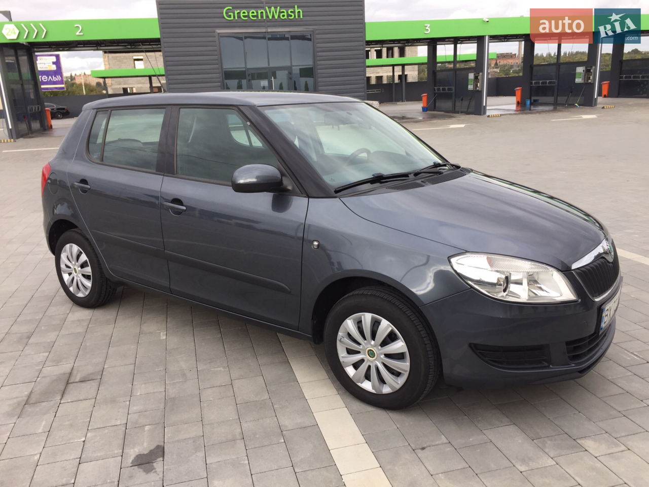 2010 Skoda Fabia - мініатюра 3