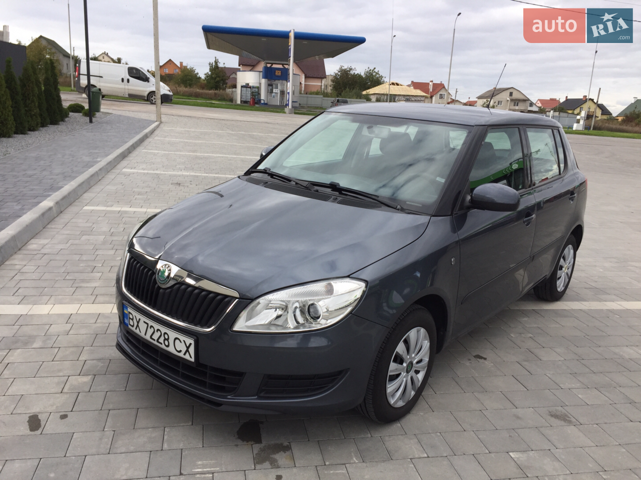 2010 Skoda Fabia - мініатюра 9