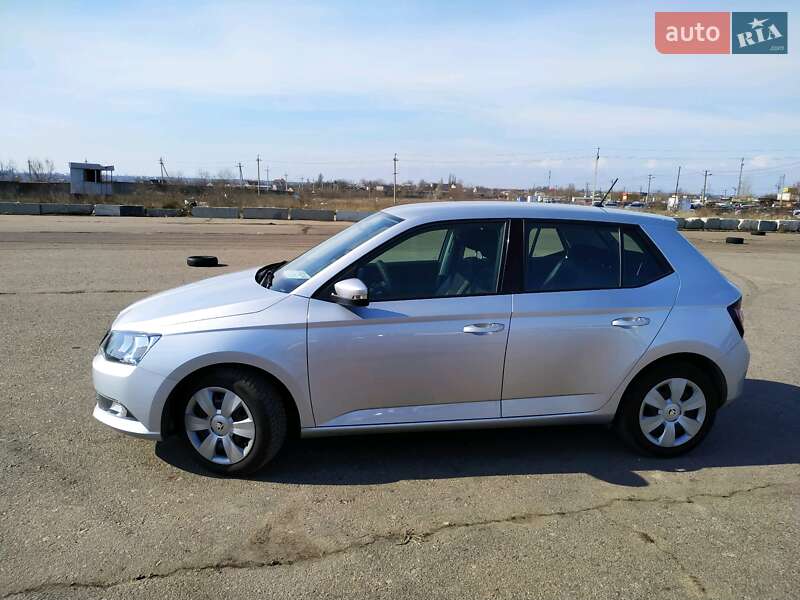 Хетчбек Skoda Fabia 2016 в Болграді