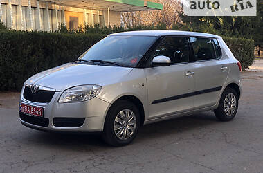 Хэтчбек Skoda Fabia 2008 в Умани