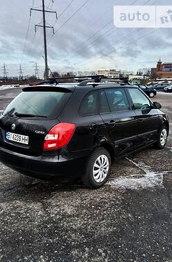 Универсал Skoda Fabia 2008 в Полтаве