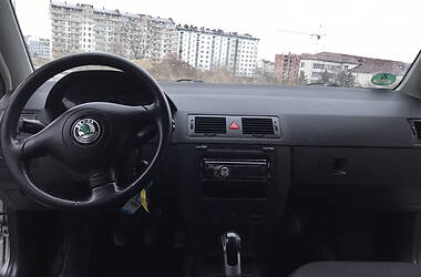 Седан Skoda Fabia 2005 в Ивано-Франковске