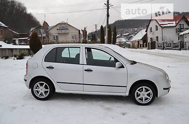 Хэтчбек Skoda Fabia 2004 в Львове