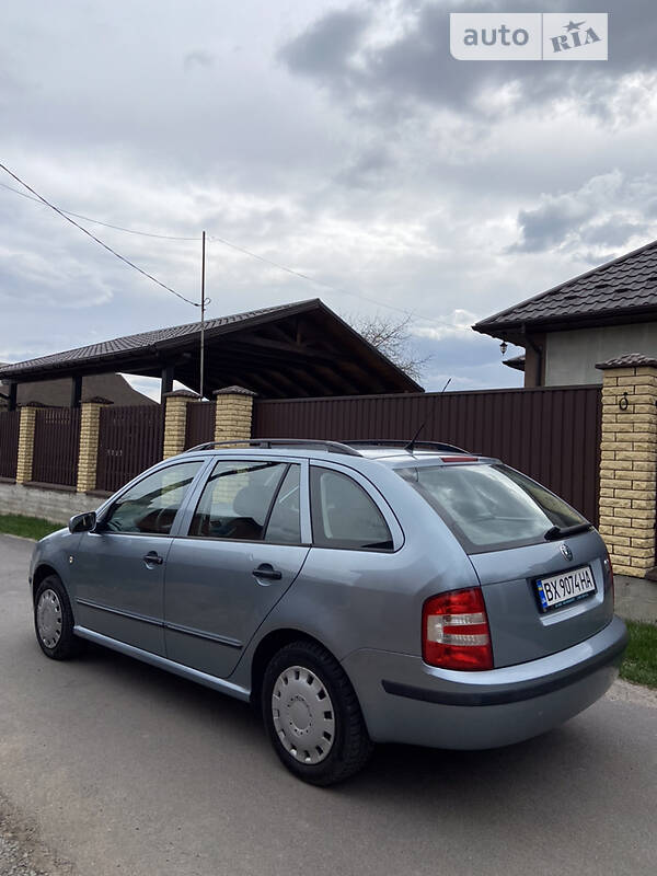 Универсал Skoda Fabia 2004 в Виннице