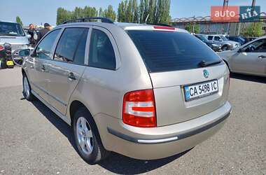 Универсал Skoda Fabia 2005 в 