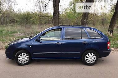 Универсал Skoda Fabia 2006 в Черкассах