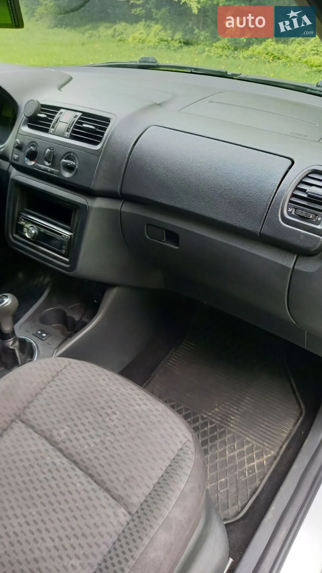 2010 Skoda Fabia - мініатюра 7