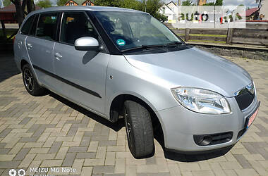 Універсал Skoda Fabia 2008 в Луцьку