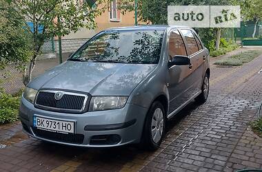 Хэтчбек Skoda Fabia 2005 в Ровно