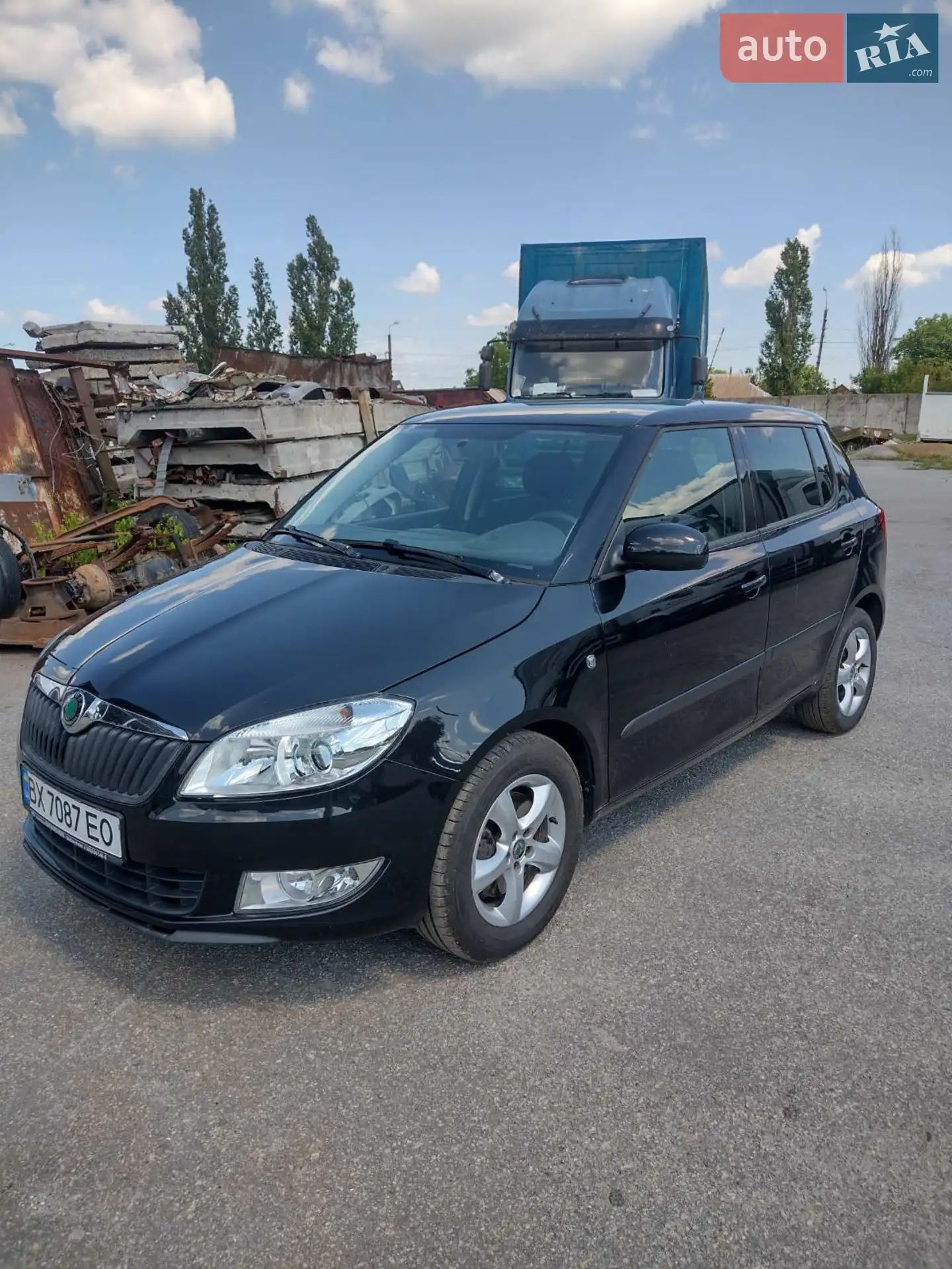 2010 Skoda Fabia - мініатюра 2