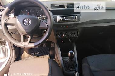 Хэтчбек Skoda Fabia 2017 в 