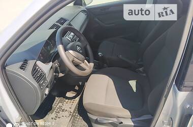 Хэтчбек Skoda Fabia 2017 в 