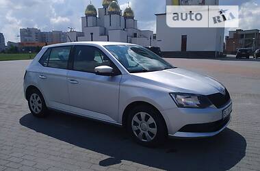 Хэтчбек Skoda Fabia 2017 в 