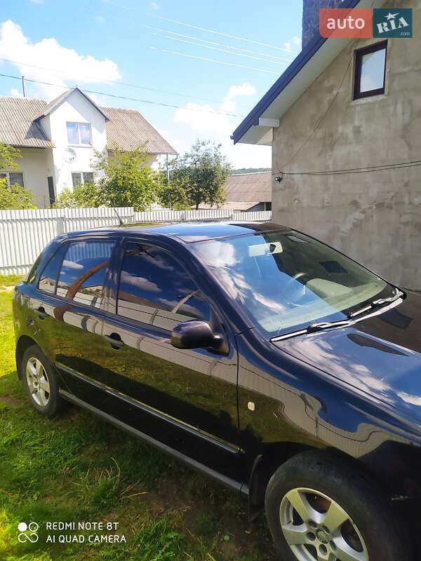 Седан Skoda Fabia 2005 в Львові