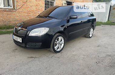 Універсал Skoda Fabia 2009 в Дніпрі