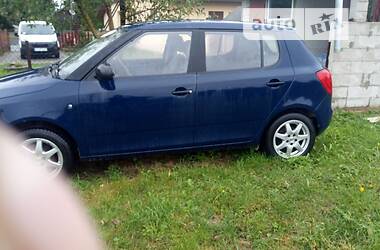 Хэтчбек Skoda Fabia 2011 в Луцке