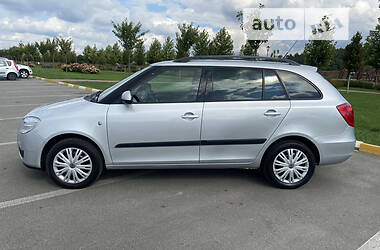 Универсал Skoda Fabia 2011 в Киеве