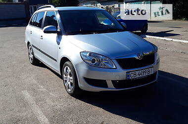 Универсал Skoda Fabia 2010 в Чернигове