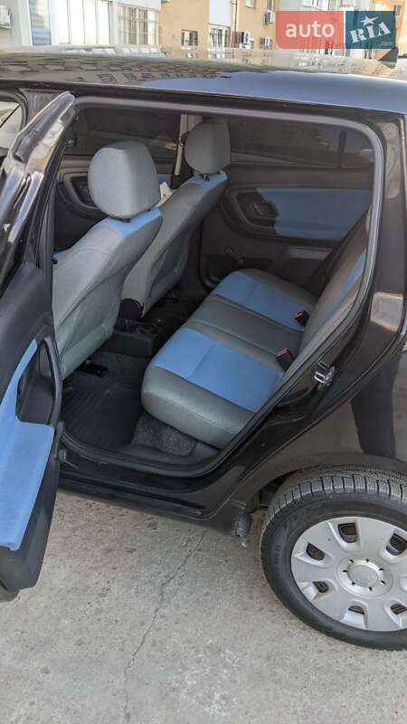 Хэтчбек Skoda Fabia 2009 в Арцизе