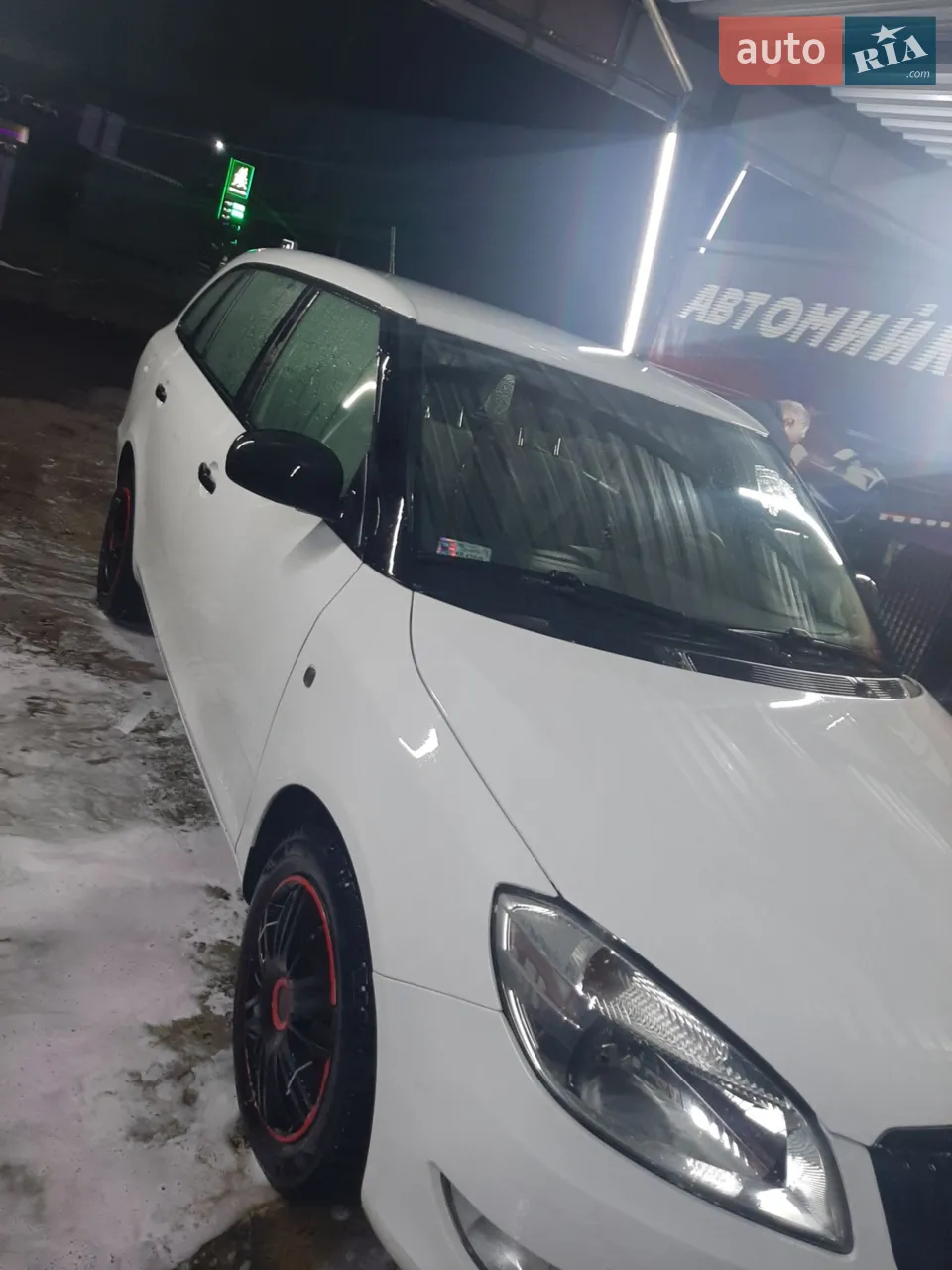 2014 Skoda Fabia - мініатюра 9