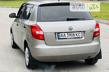 Хэтчбек Skoda Fabia 2012 в Кропивницком