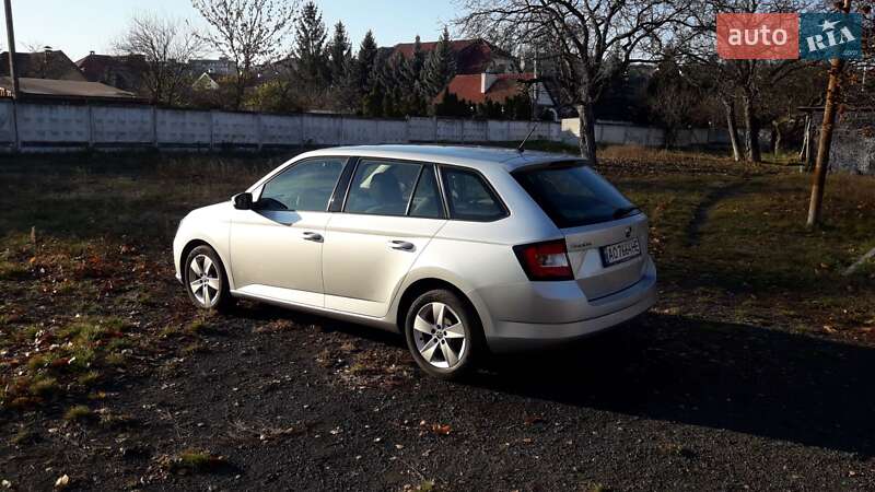 Универсал Skoda Fabia 2017 в Ужгороде