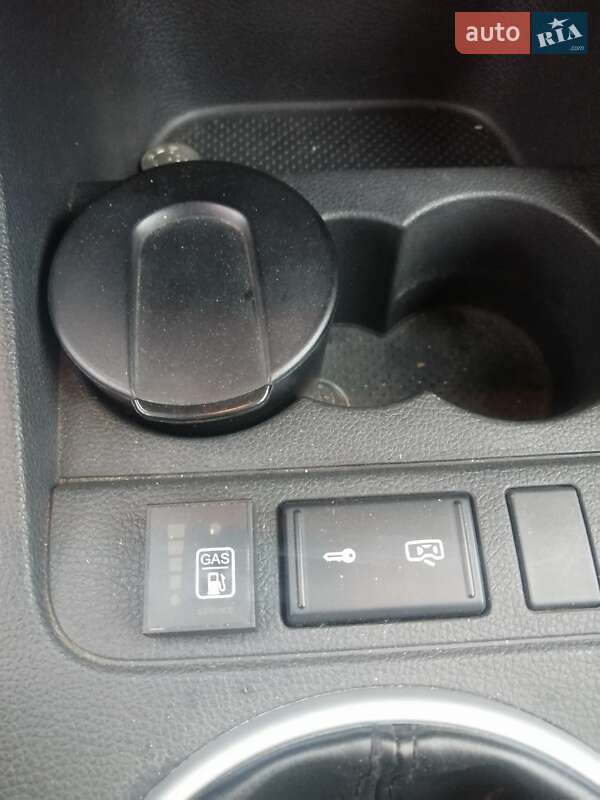 Хетчбек Skoda Fabia 2008 в Дніпрі