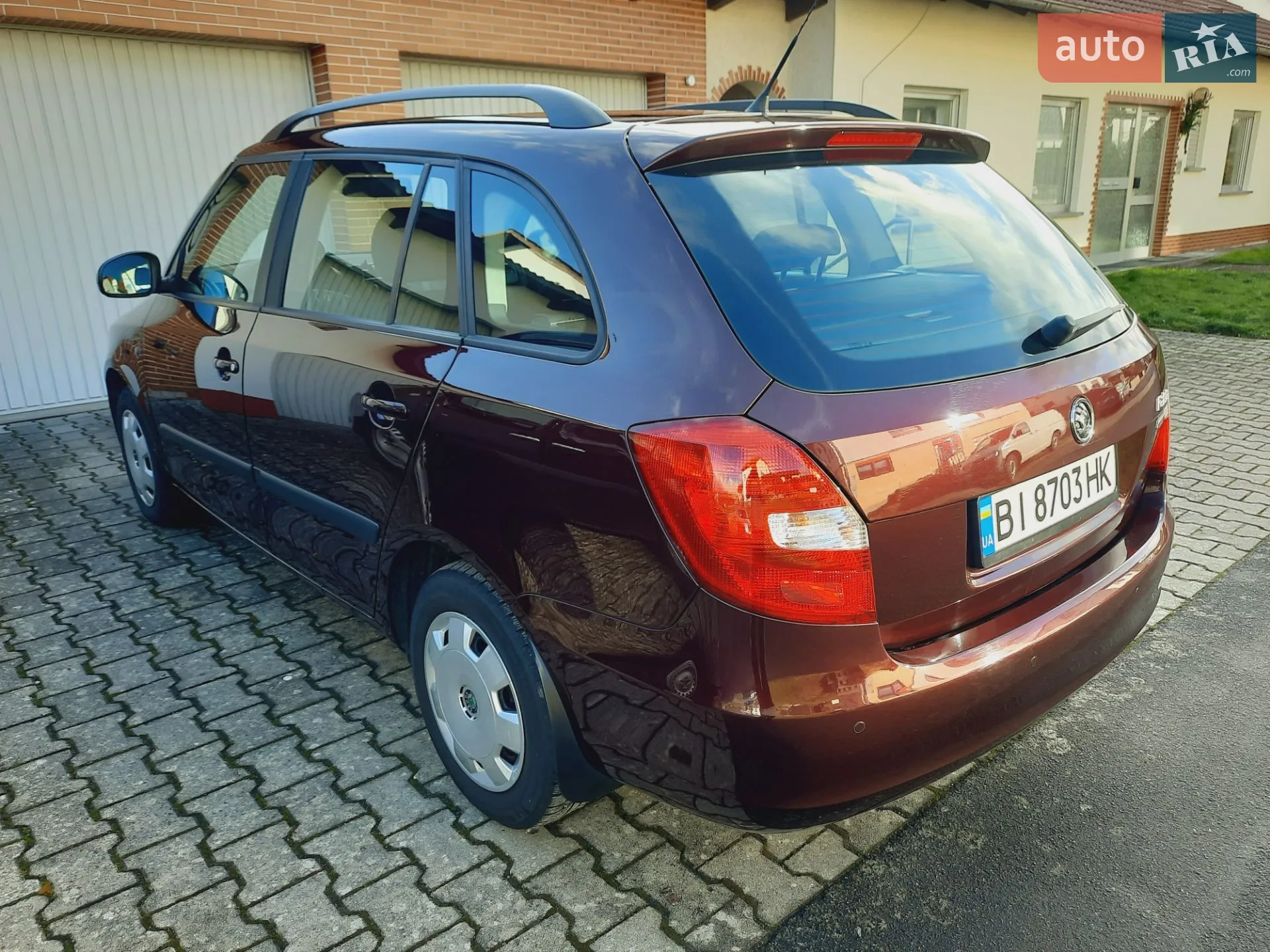 2011 Skoda Fabia - мініатюра 7