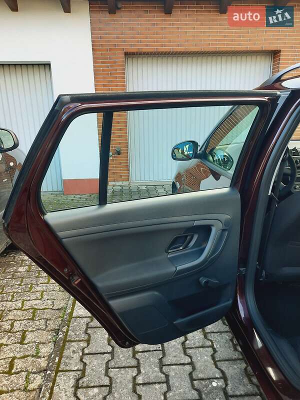 Универсал Skoda Fabia 2011 в Житомире