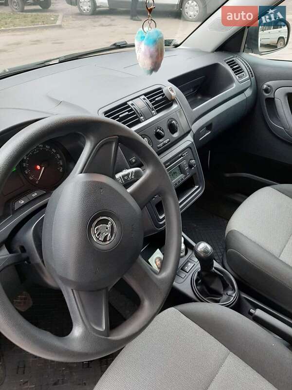 Хэтчбек Skoda Fabia 2013 в Ивано-Франковске фото 15 Хэтчбек Skoda Fabia 2013 в Ивано-Франковске