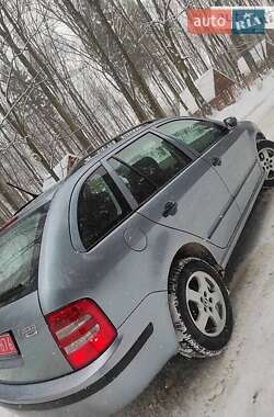 Універсал Skoda Fabia 2003 в Пустомитах