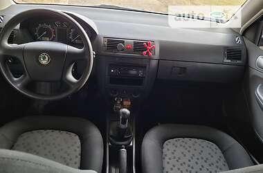 Хэтчбек Skoda Fabia 2007 в 